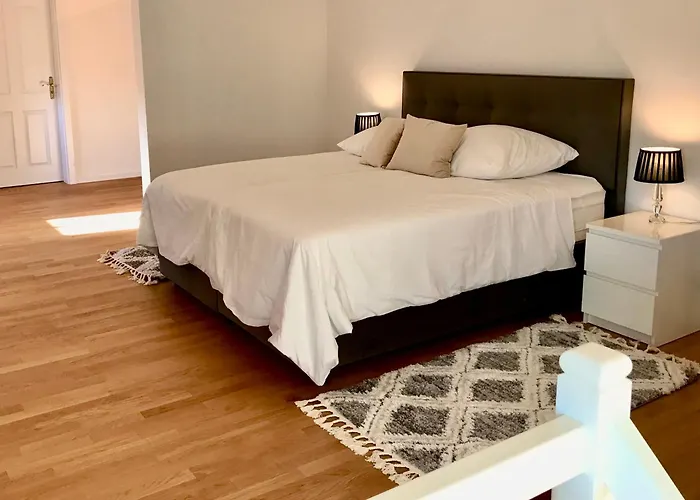 Klein&fein Für Nach Dem Wein Bei Wein-&sekthaus Dillé Appartement