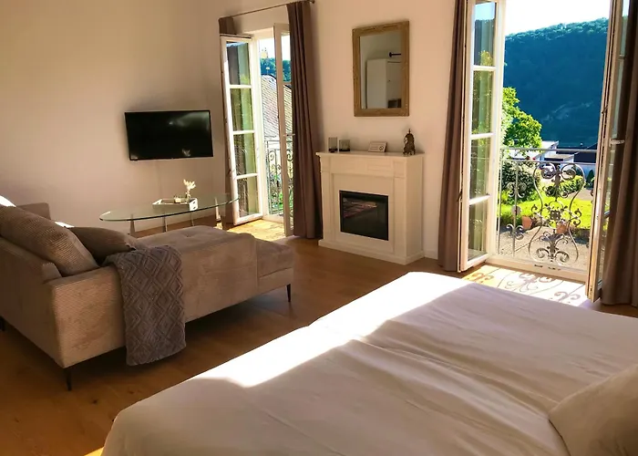 Klein&fein Für Nach Dem Wein Bei Wein-&sekthaus Dillé *